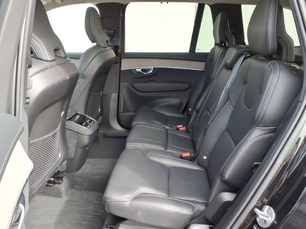 Certified 2026 Volvo XC90 B6 Ultra AWD/4WD image 8