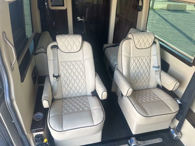 Used 2022 Mercedes-Benz Sprinter 3500 image 9