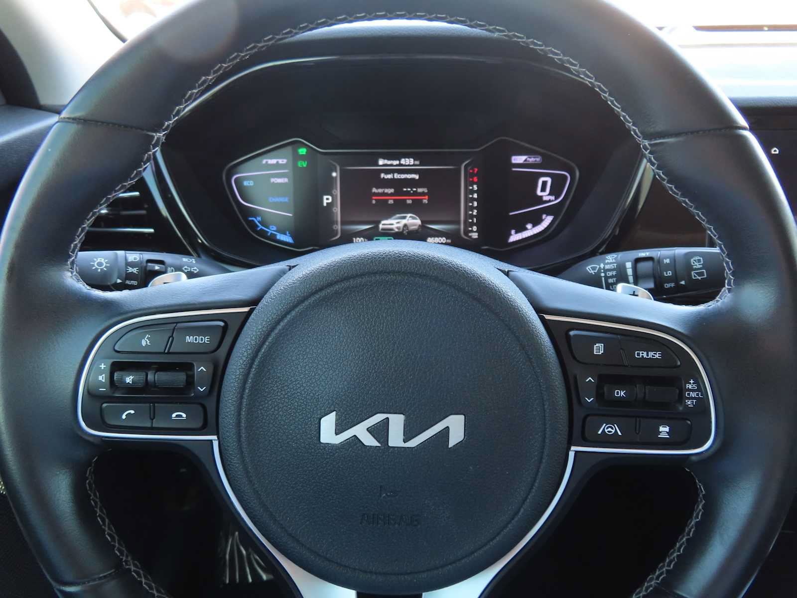 Used 2022 Kia Niro Touring Special Edition FWD image 21
