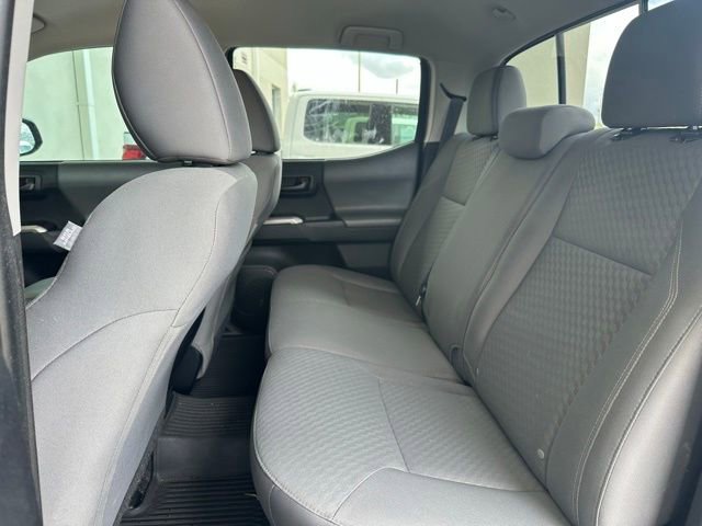 Used 2023 Toyota Tacoma SR5 w/ Technology Package image 14