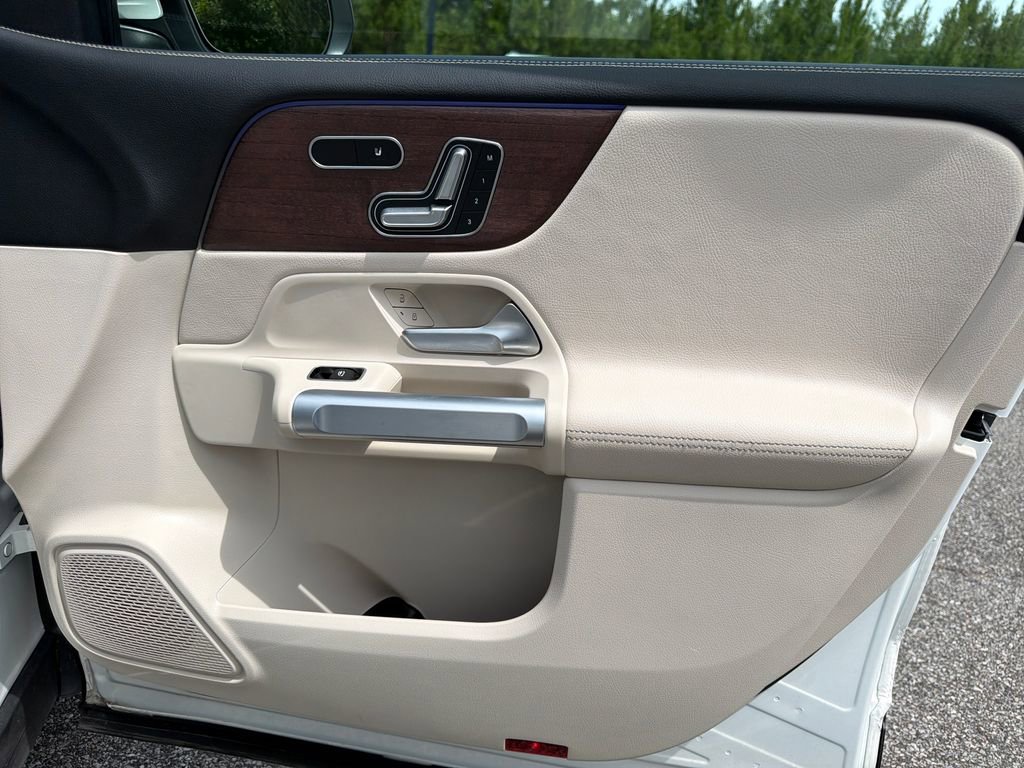Certified 2023 Mercedes-Benz GLB 250 image 43