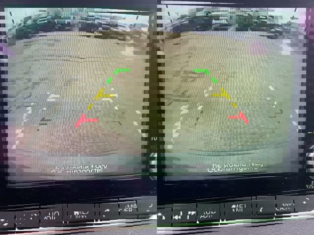 Used 2025 Nissan Sentra SR image 2