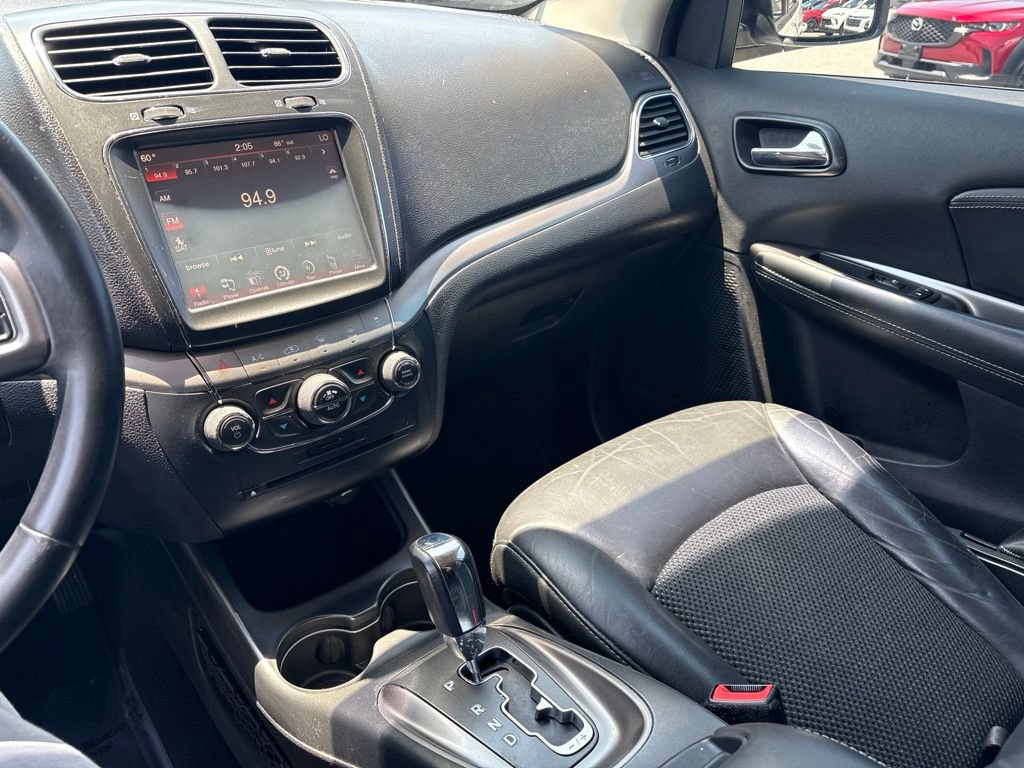 Used 2015 Dodge Journey Crossroad w/ Flexible Seating Group FWD image 18