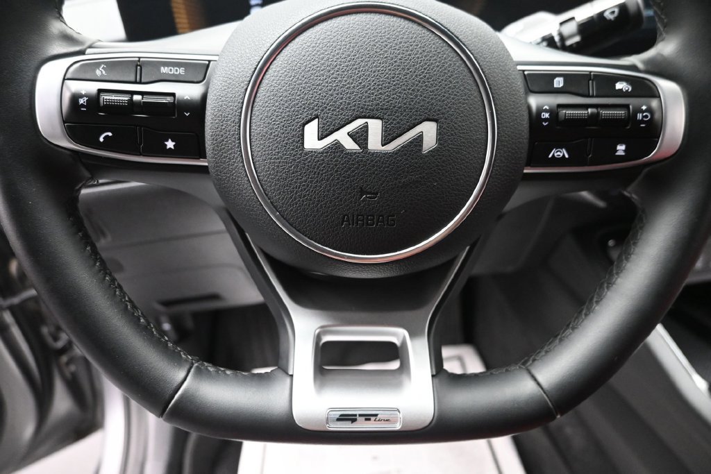 Used 2025 Kia K5 GT-Line w/ GT-Line Premium Package FWD image 10