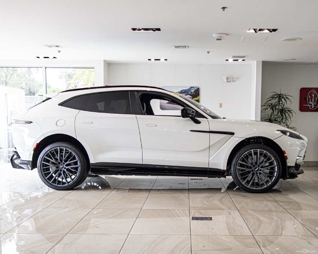 Used 2024 Aston Martin DBX 707 AWD/4WD image 9