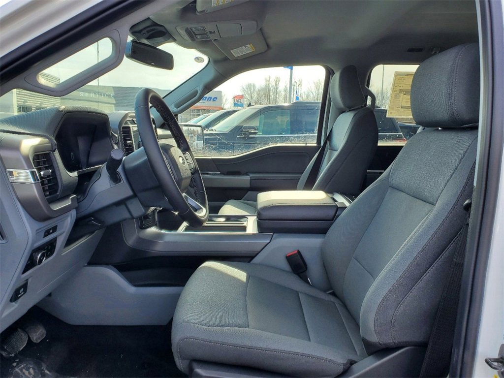 New 2025 Ford F150 XLT w/ Equipment Group 302A MID image 6