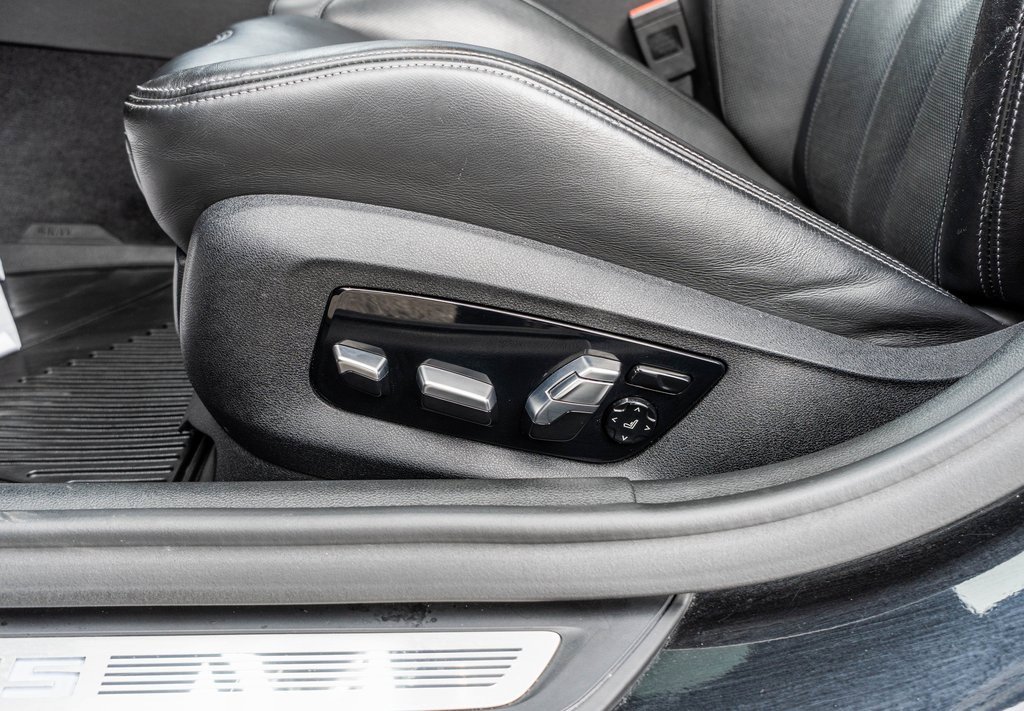 Used 2018 BMW M5 w/ Executive Package image 35