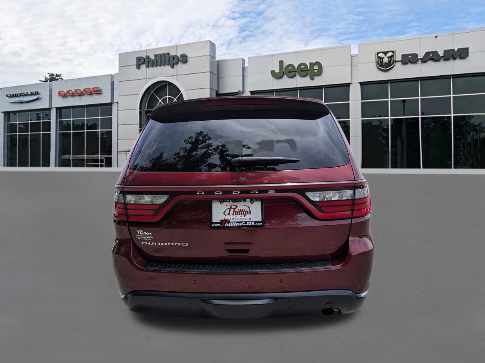 Used 2022 Dodge Durango SXT w/ Trailer Tow Group IV RWD image 4