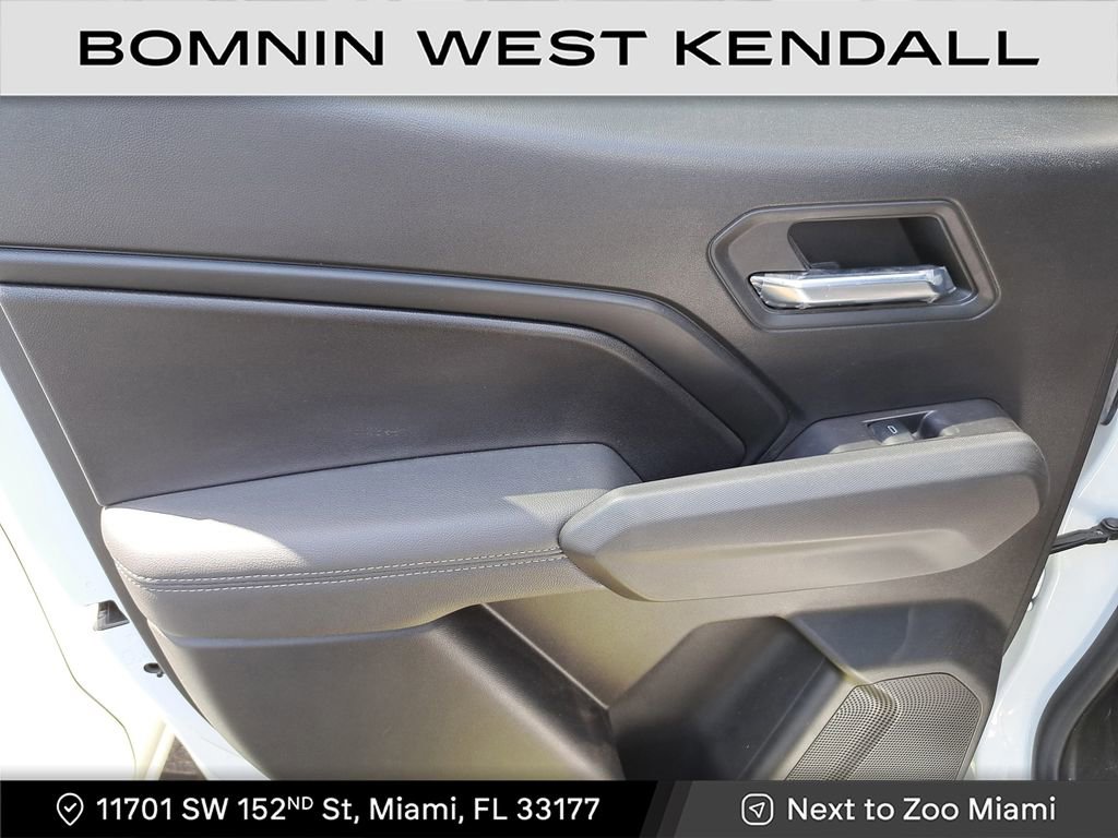 Used 2024 Chevrolet Colorado LT w/ LT Convenience Package image 16