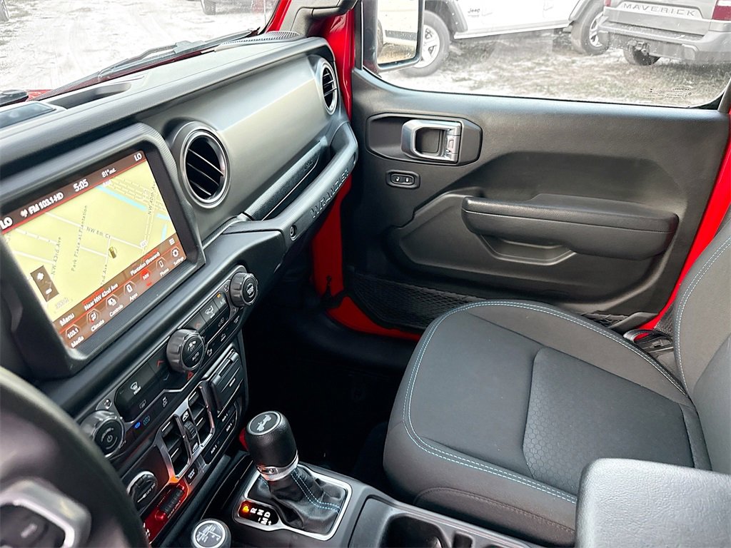 Used 2022 Jeep Wrangler Unlimited Rubicon 4xe w/ Safety Group image 27