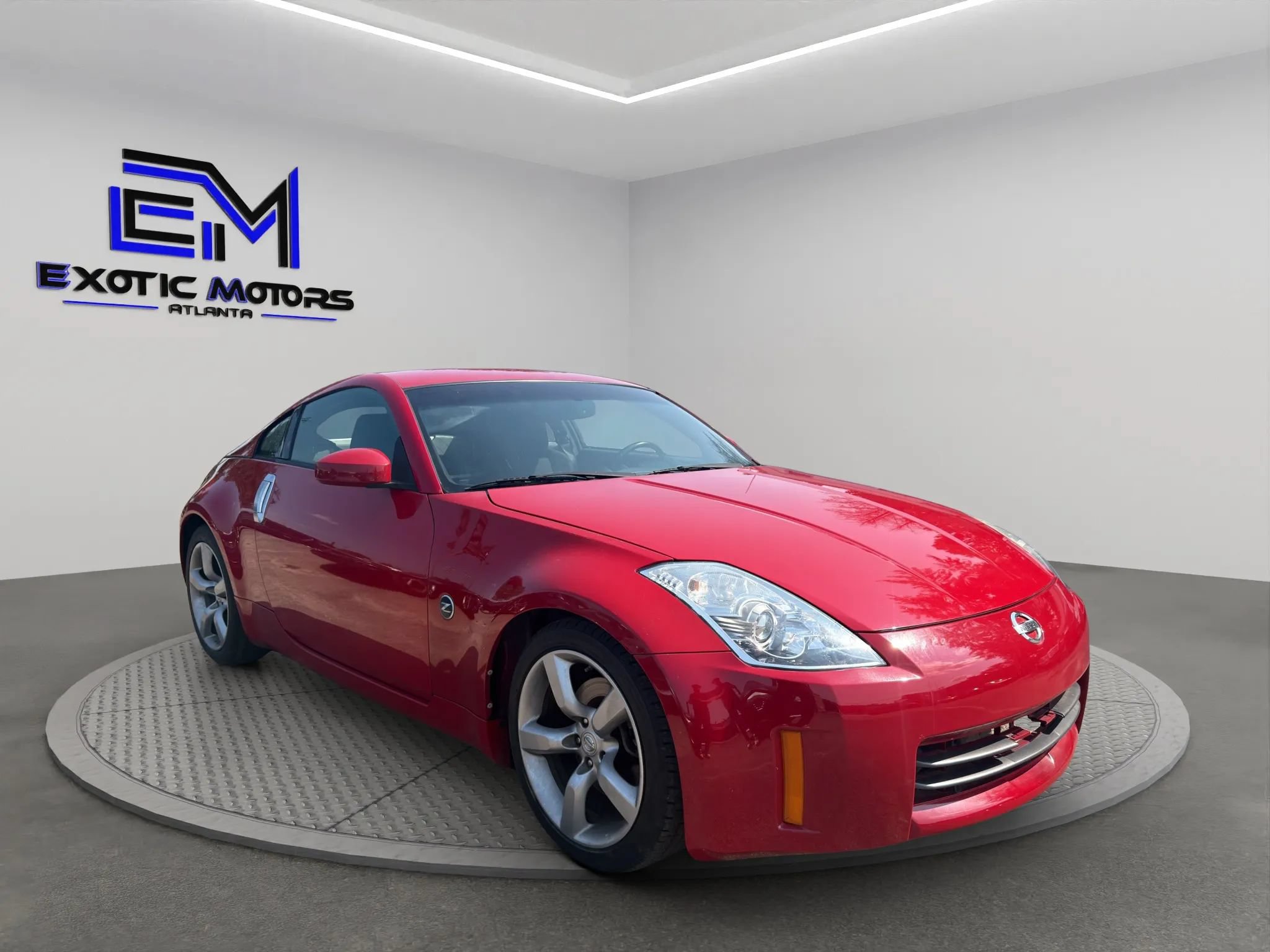 Used 2006 Nissan 350Z Enthusiast w/ (N93) Cargo Convenience Pkg RWD image 2