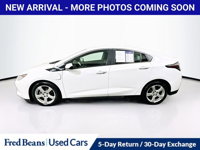 Used 2017 Chevrolet Volt LT FWD image 4