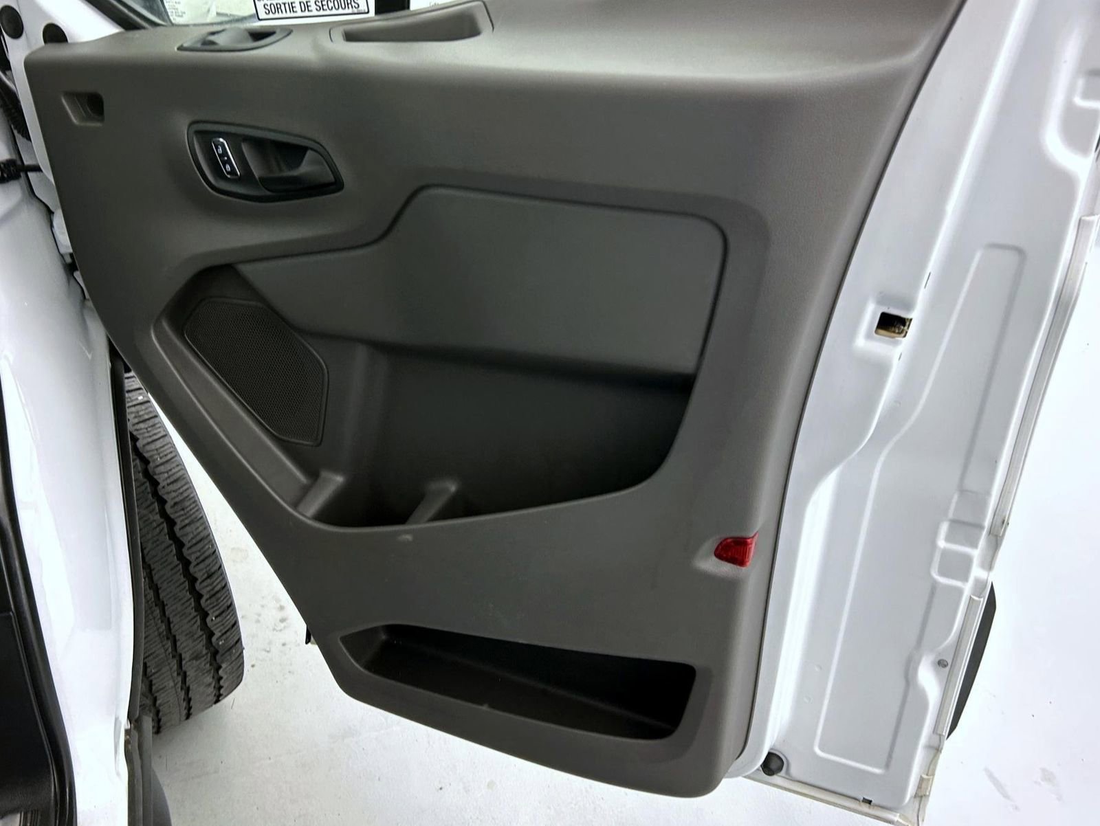 Used 2024 Ford Transit 350 XL image 16