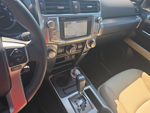 Used 2017 Toyota 4Runner SR5 Premium AWD/4WD image 25