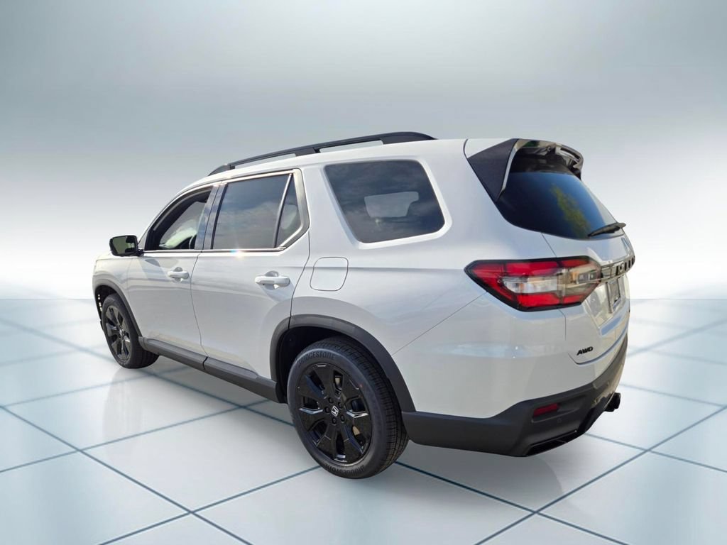 New 2026 Honda Pilot Black Edition image 3