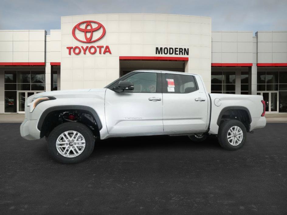 New 2026 Toyota Tundra SR5 w/ SR5 Premium Package AWD/4WD image 8