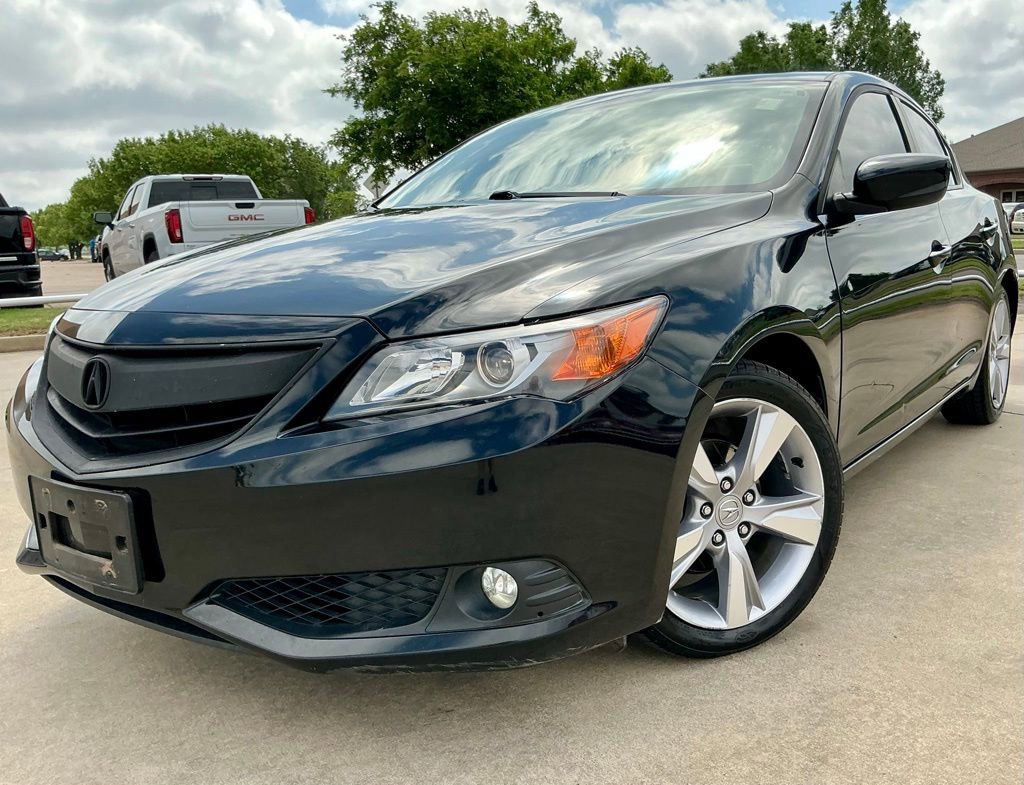 Used 2014 Acura ILX w/ Premium Package FWD image 3
