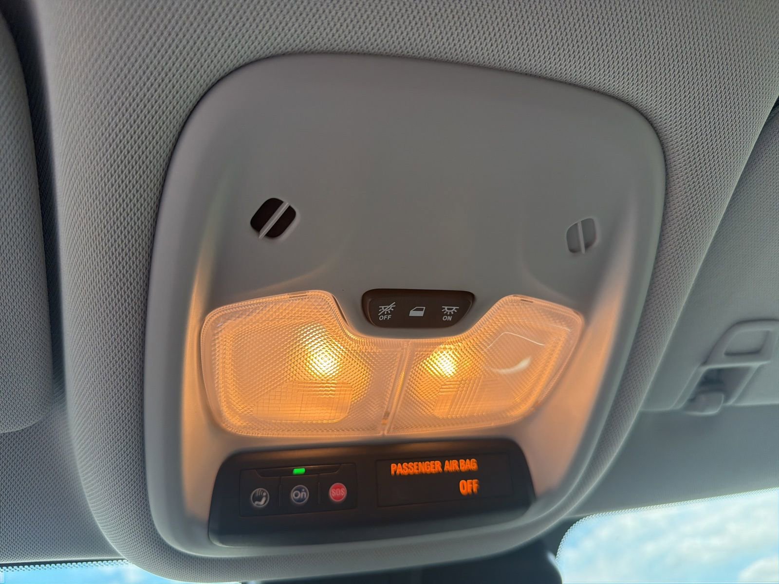 Used 2024 Chevrolet TrailBlazer LT w/ LT Cold Weather Package image 18