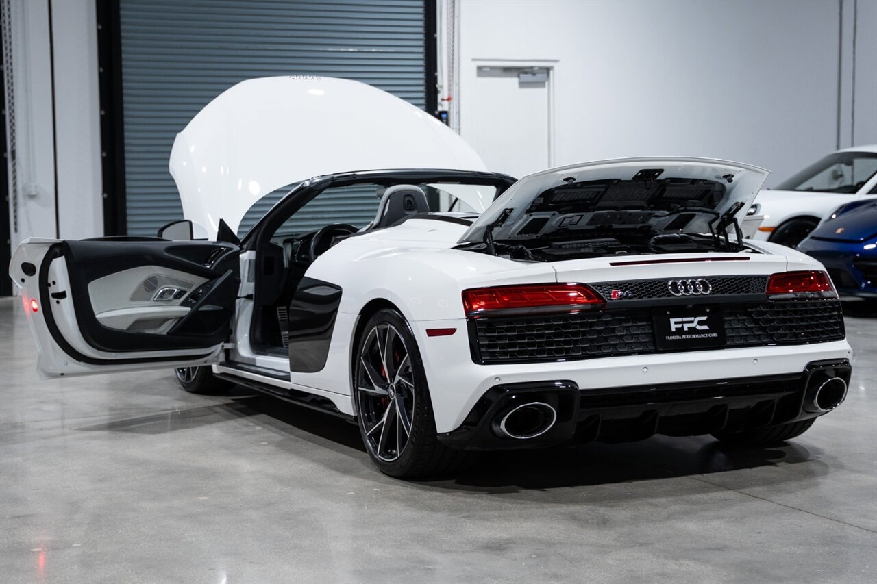 Used 2021 Audi R8 V10 RWD image 35