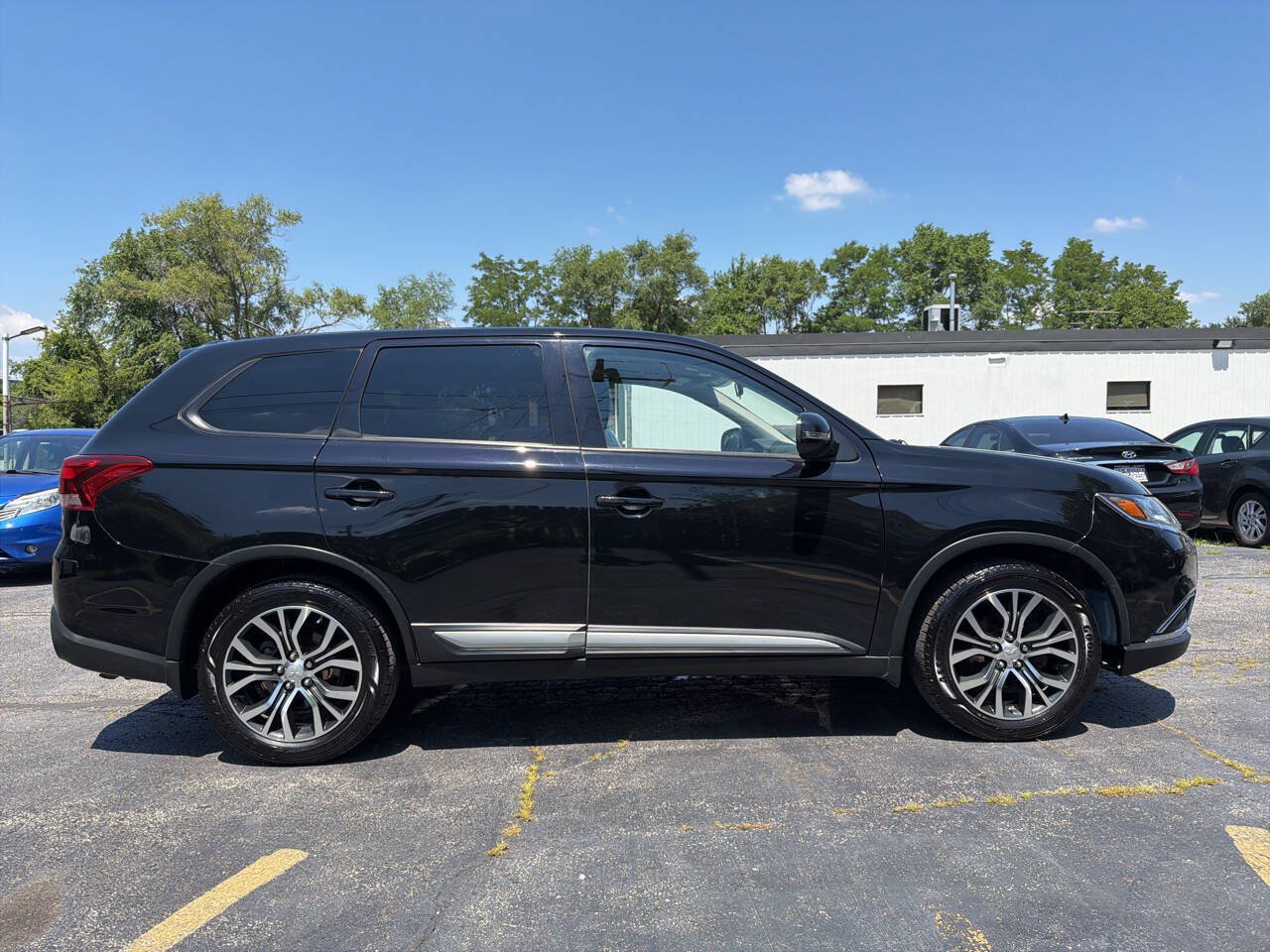 Used 2016 Mitsubishi Outlander SE FWD image 6