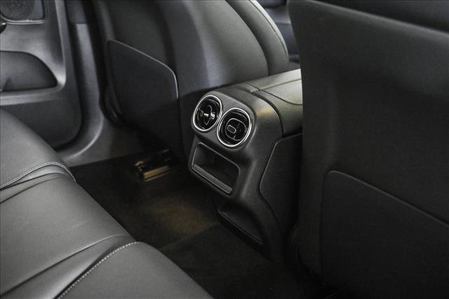 Certified 2025 Mercedes-Benz GLC 300 4MATIC image 19