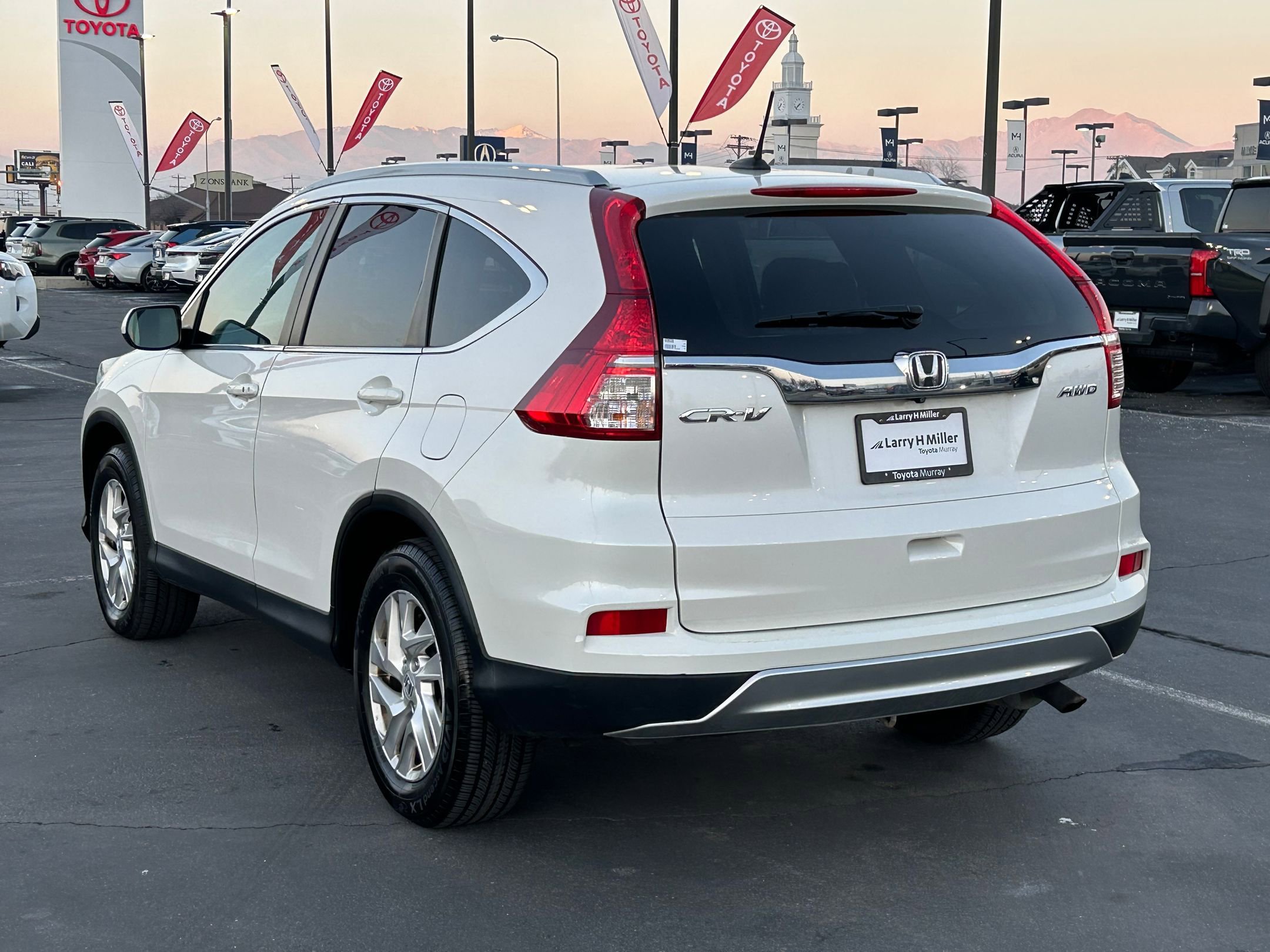 Used 2015 Honda CR-V EX-L image 3