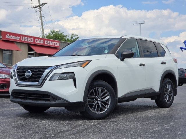 Used 2021 Nissan Rogue S AWD/4WD image 2