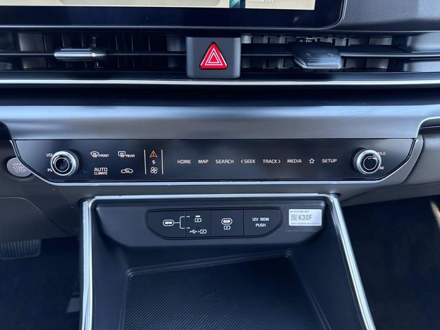 New 2026 Kia Carnival LX image 23