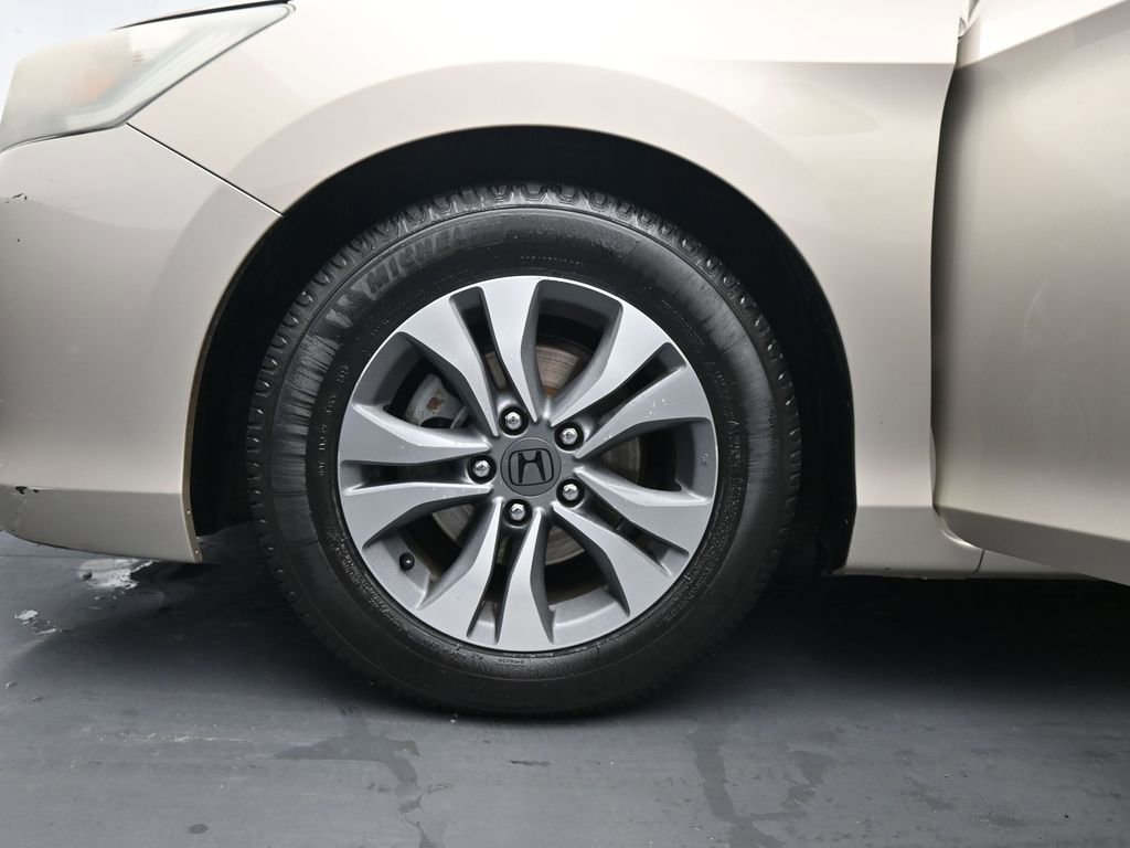 Used 2013 Honda Accord LX image 13