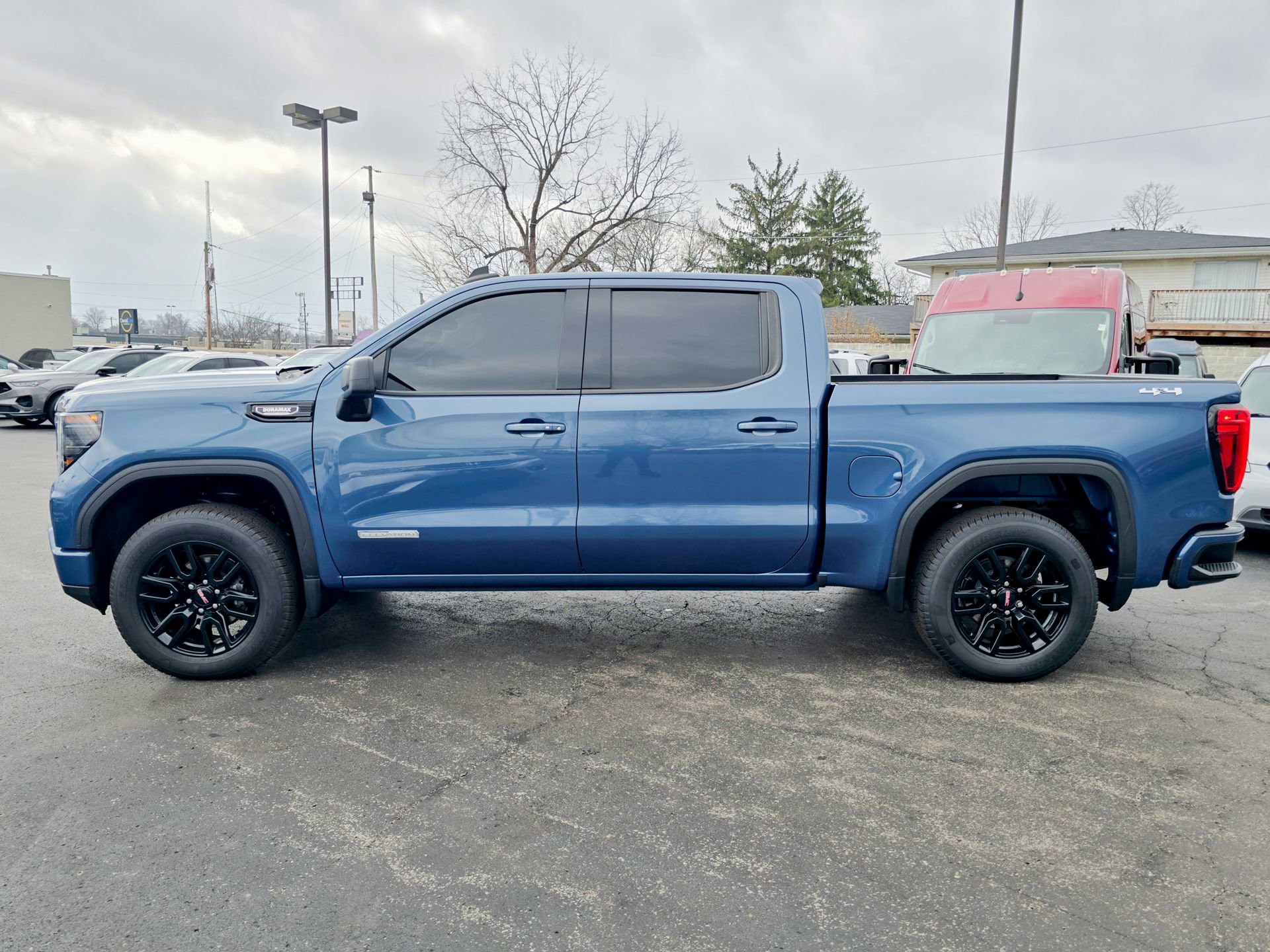 Used 2024 GMC Sierra 1500 Elevation image 13