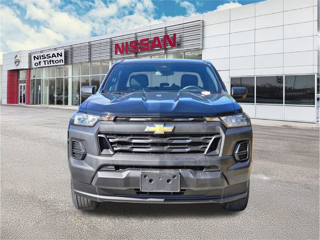 Used 2024 Chevrolet Colorado W/T image 2