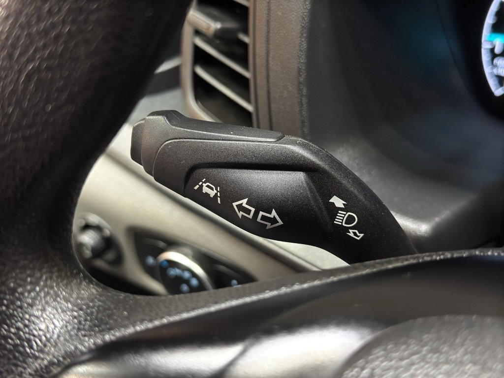 Used 2023 Ford Transit 350 XLT image 21