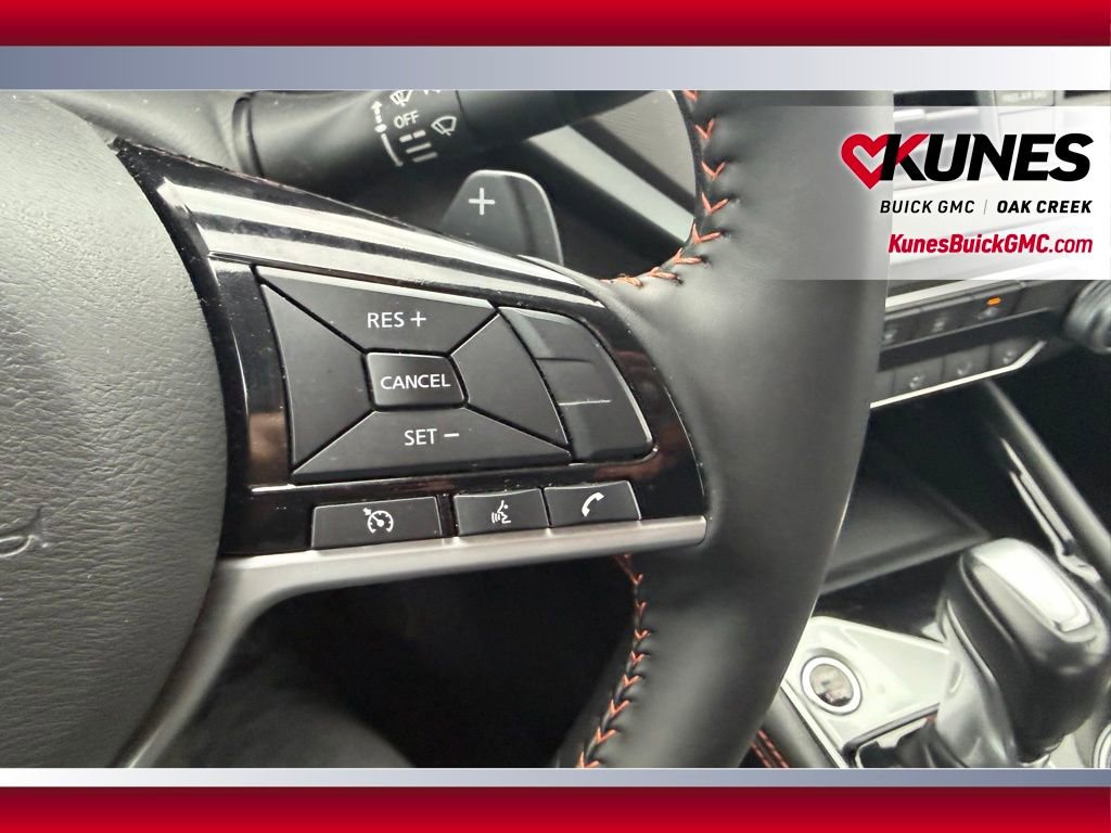 Used 2025 Nissan Altima 2.5 SR FWD image 14