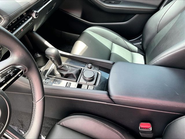 Used 2025 MAZDA MAZDA3 s FWD image 15