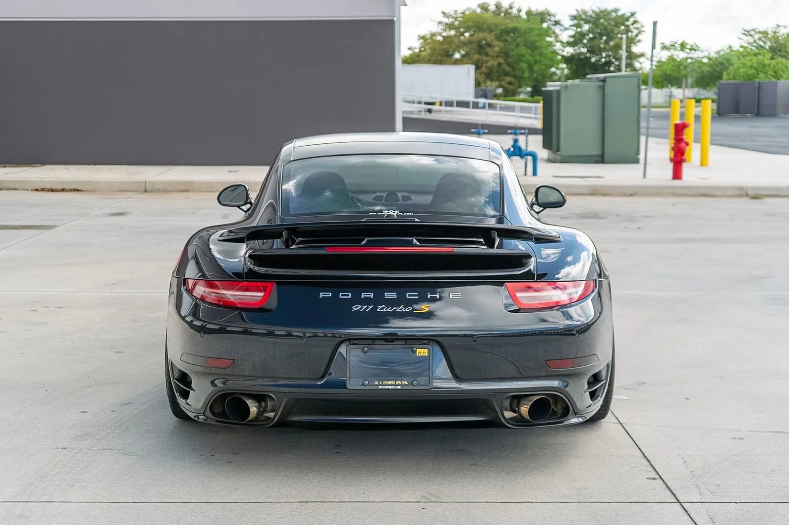 Used 2015 Porsche 911 Turbo S AWD/4WD image 8