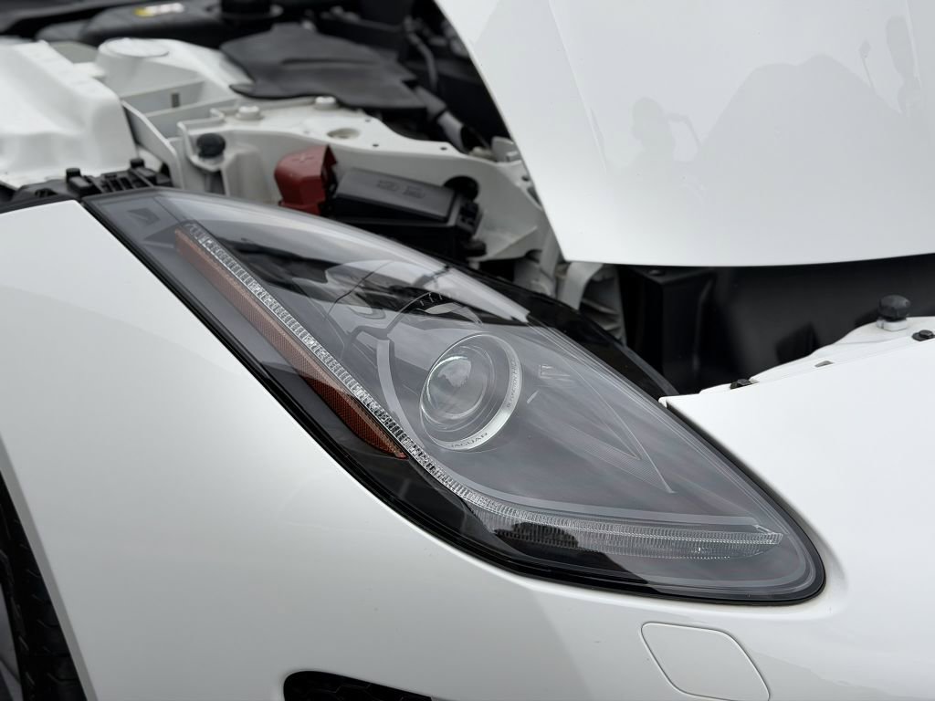 Used 2016 Jaguar F-TYPE R AWD/4WD image 50