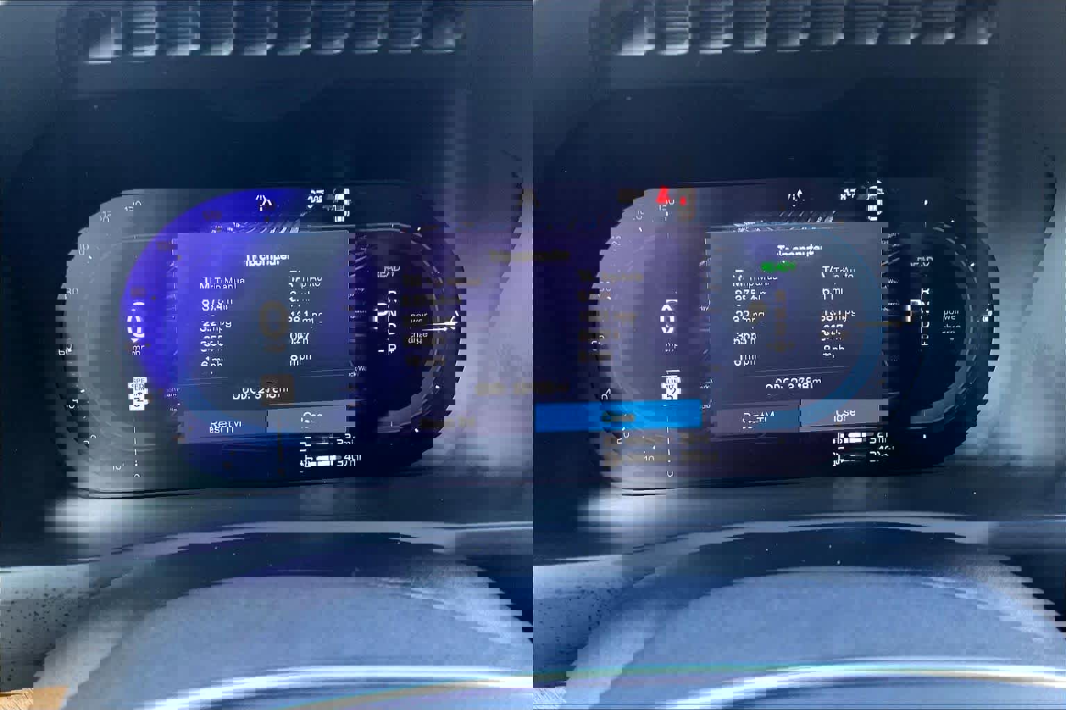 Used 2023 Volvo XC90 T8 Plus w/ Protection Package image 23