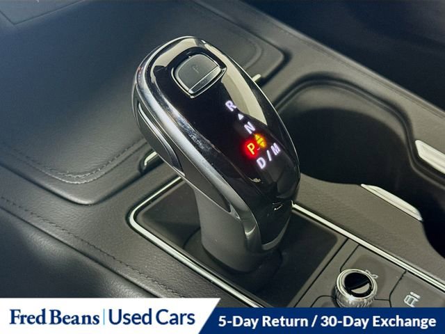 Used 2025 Cadillac XT4 Premium Luxury image 19