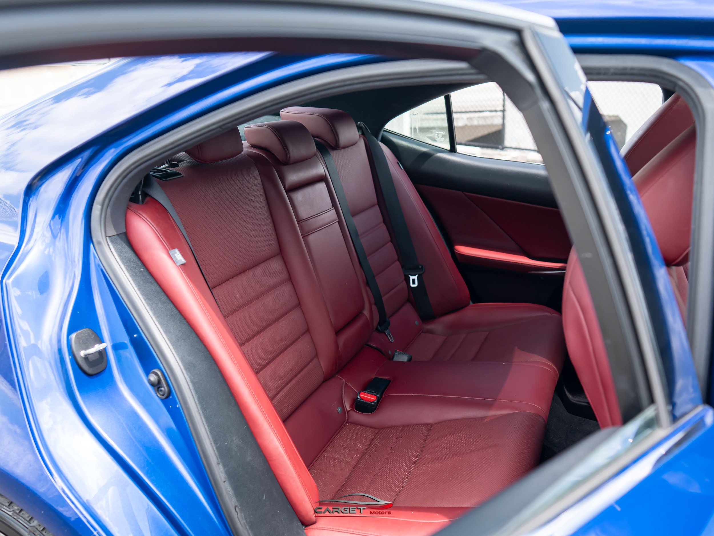 Used 2019 Lexus IS 300 F Sport w/ F Sport Package AWD/4WD image 18
