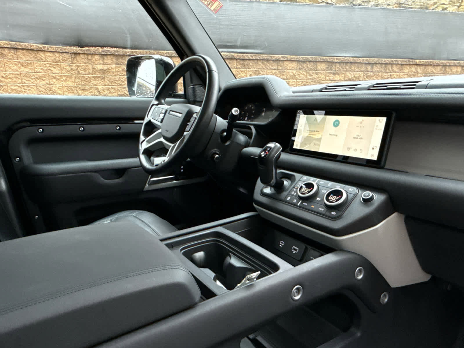 Certified 2024 Land Rover Defender 110 S image 8