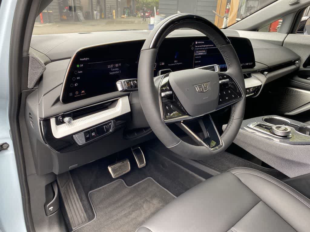 Certified 2026 Cadillac Optiq Sport 1 AWD/4WD image 2