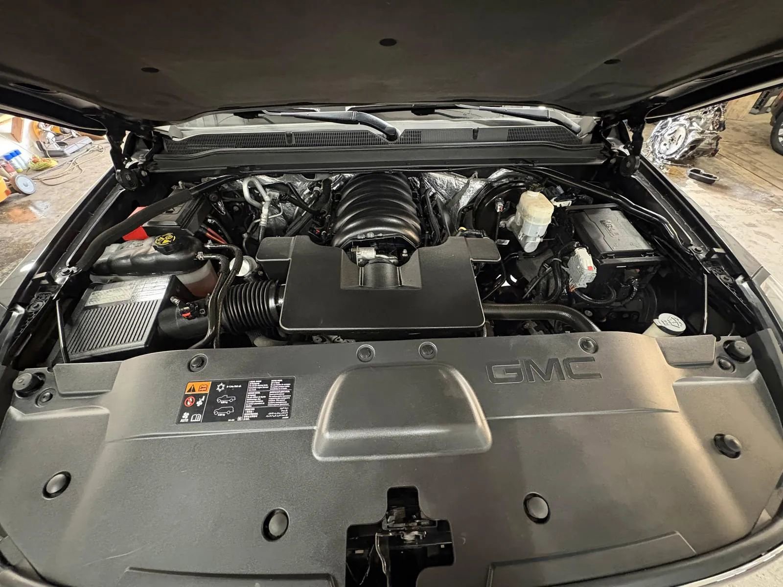 Used 2015 GMC Yukon SLT image 42