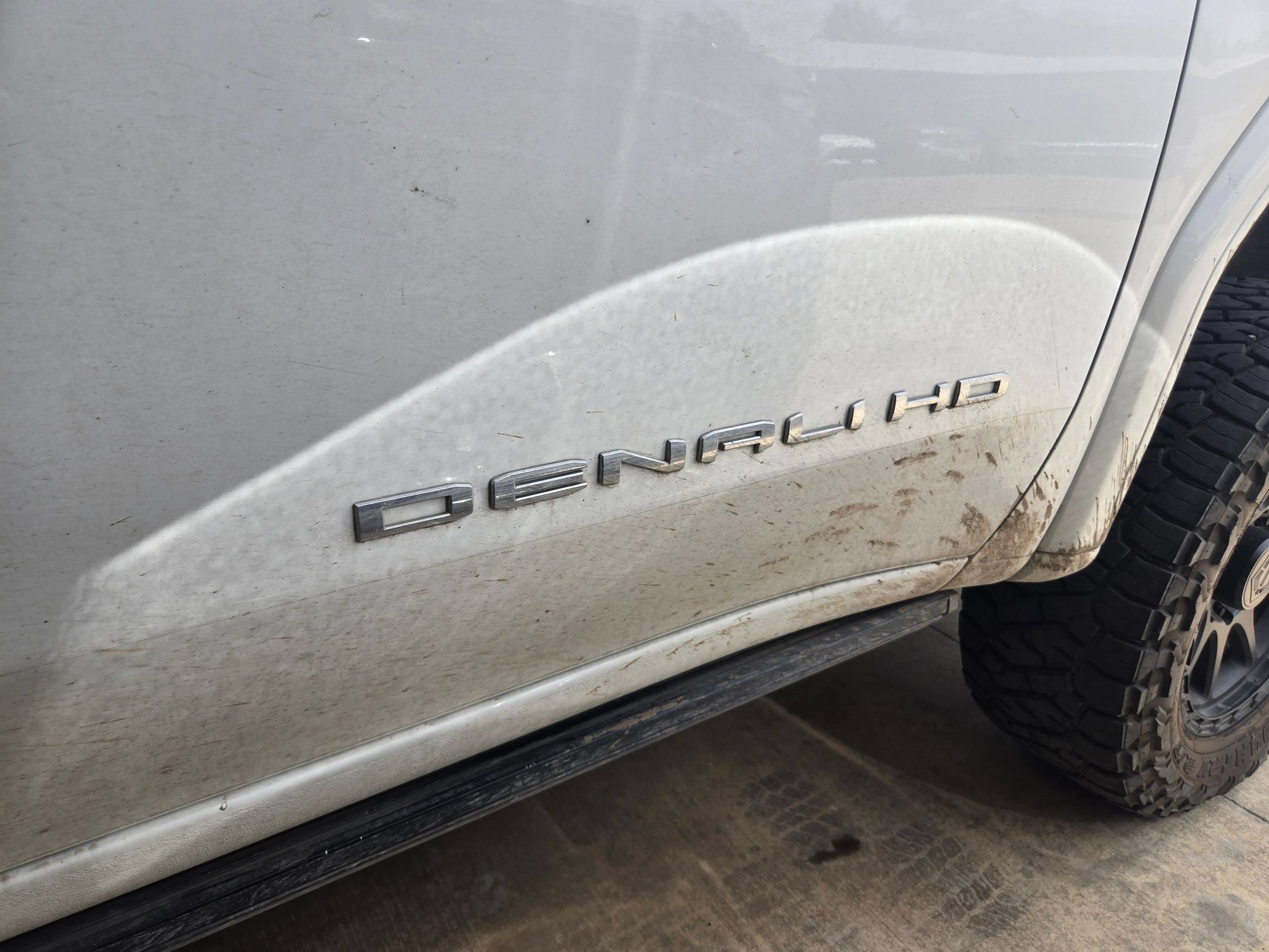 Certified 2024 GMC Sierra 2500 Denali Ultimate AWD/4WD image 8