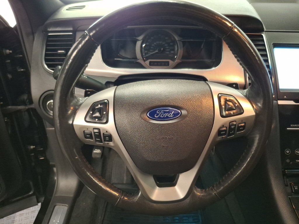 Used 2013 Ford Taurus SHO AWD/4WD image 21