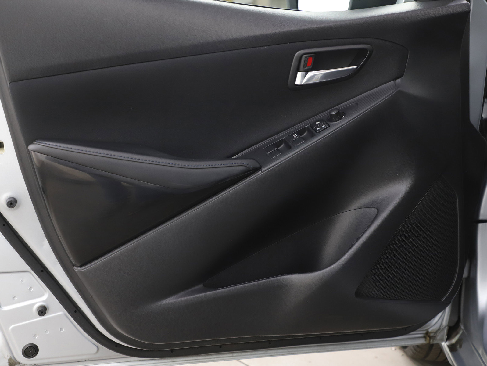 Used 2018 Toyota Yaris iA image 17