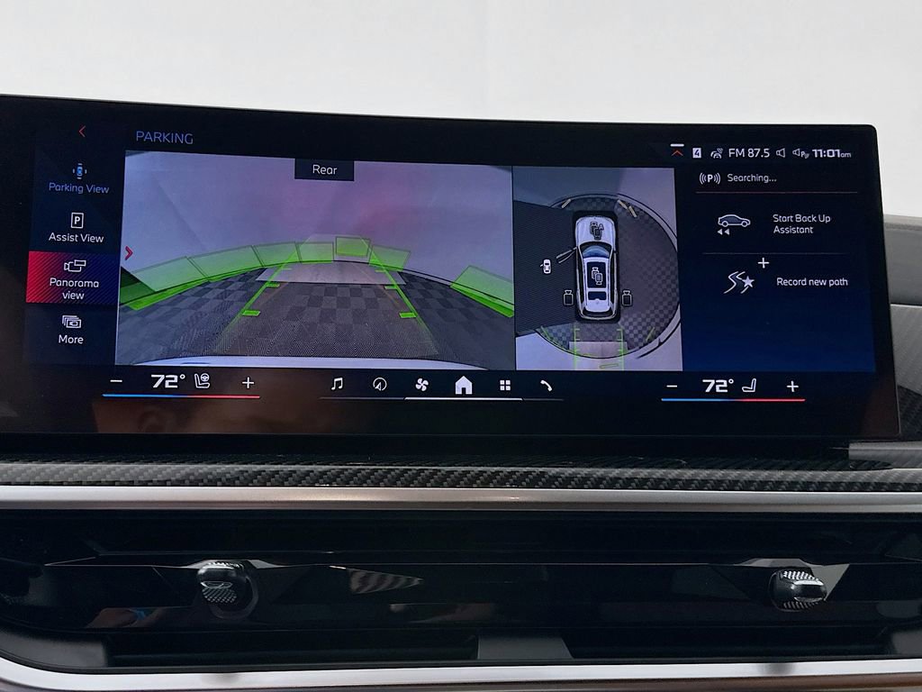 New 2026 BMW X7 M60i image 13