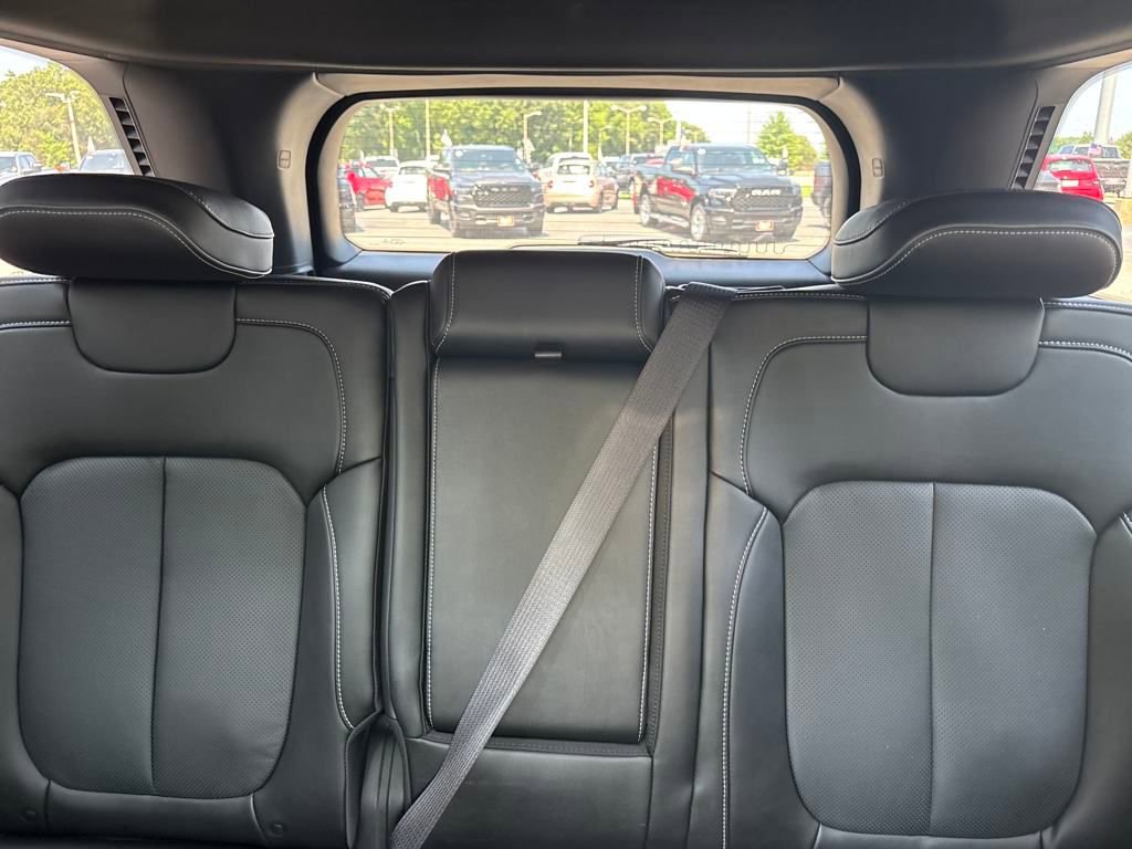 New 2025 Jeep Grand Cherokee Overland w/ Adv Protech Group III image 17