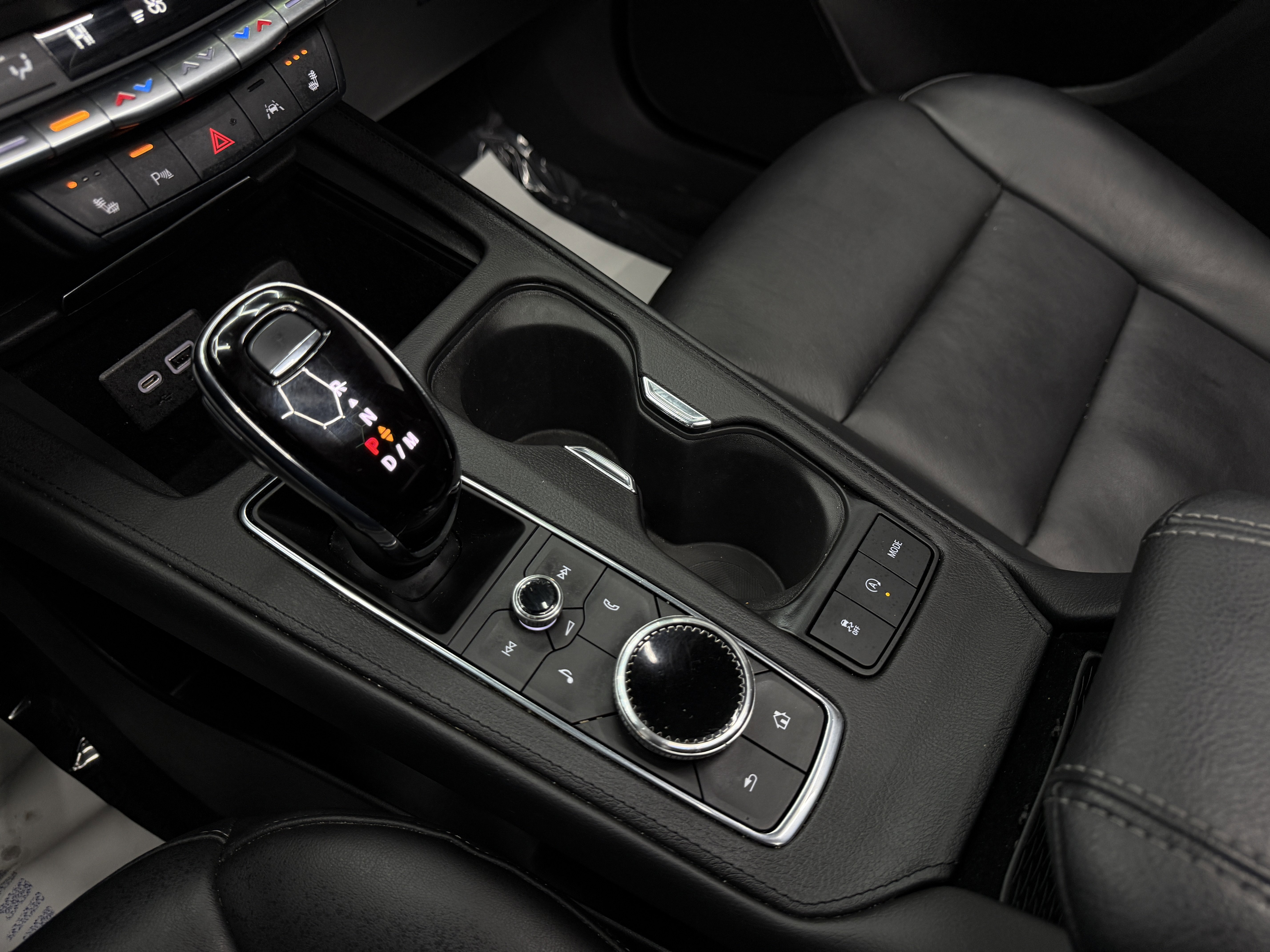 Used 2023 Cadillac XT4 Premium Luxury image 22