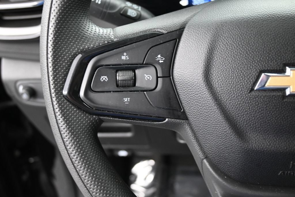 Used 2025 Chevrolet TrailBlazer LT AWD/4WD image 40