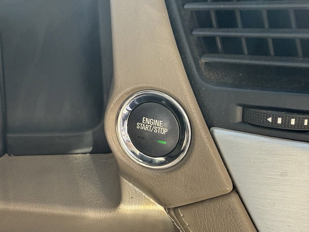 Used 2020 GMC Yukon XL SLT w/ Premium Edition image 18